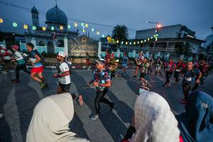 BIB: 
                            <button type="button" onclick="openModal(26232402)" class="btn btn-primary btn-sm float-right btn-popup" data-toggle="modal" data-target=".modal-high-quality">
                        <i class="fas fa-shopping-cart"></i> Add to Cart
                    </button>
                                            <button type="button" onclick="isThisMe(26232402, true)" class="btn btn-success btn-sm float-right btn-popup btn-isme hidden" data-toggle="tooltip" data-placement="bottom" title="นี่คือรูปของคุณใช่ไหม คลิกที่นี่เพื่อเอาเข้าอัลบั้ม">
                        <i class="fas fa-plus"></i> Add to album
                    </button>
                    <button type="button" onclick="isThisMe(26232402, false)" class="btn btn-warning btn-sm float-right btn-popup btn-isnotme hidden">
                        <i class="fas fa-ban"></i> Remove from album
                    </button>